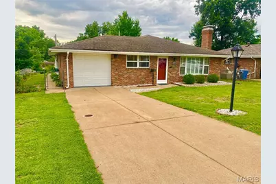 9108 Brownridge Drive, Overland, MO 63114 - Photo 2
