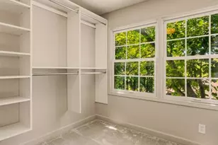19 Sackston Woods Ln, Saint Louis, MO 63141 - Photo 40