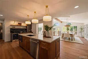 19 Sackston Woods Ln, Saint Louis, MO 63141 - Photo 16