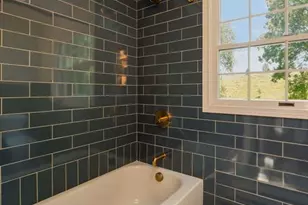 19 Sackston Woods Ln, Saint Louis, MO 63141 - Photo 52