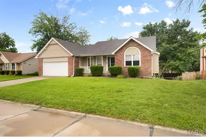 3016 Country Knoll Drive, Saint Charles, MO 63303 - Photo 4
