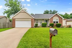 3016 Country Knoll Dr, Saint Charles, MO 63303 - Photo 2