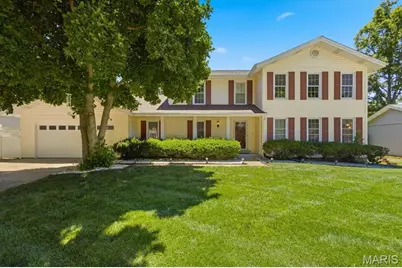 16014 Meadow Oak Drive, Chesterfield, MO 63017 - Photo 1