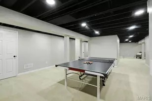 16014 Meadow Oak Dr, Chesterfield, MO 63017 - Photo 30