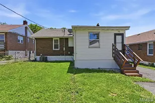 8221 Toddy Ave, Saint John, MO 63114 - Photo 20