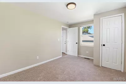 8221 Toddy Avenue, Saint John, MO 63114 - Photo 16