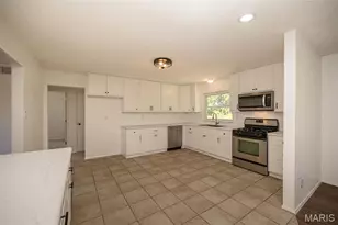 3867 Watersedge Dr, Florissant, MO 63034 - Photo 18