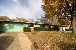 2385 Palomino Ln, Florissant, MO 63033 - Photo 2