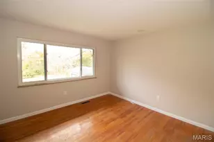 2385 Palomino Ln, Florissant, MO 63033 - Photo 10