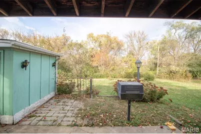 2385 Palomino Lane, Florissant, MO 63033 - Photo 14