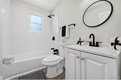 128 Laredo Avenue, Mehlville, MO 63125 - Photo 26