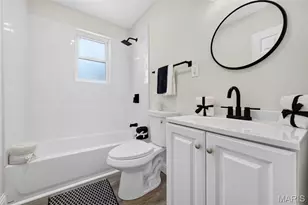 128 Laredo Ave, Mehlville, MO 63125 - Photo 26