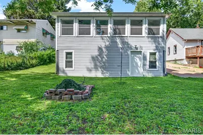 128 Laredo Avenue, Mehlville, MO 63125 - Photo 4
