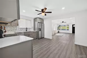 128 Laredo Ave, Mehlville, MO 63125 - Photo 12