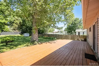 12030 Bennington Place, Maryland Heights, MO 63043 - Photo 44