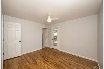 12030 Bennington Place, Maryland Heights, MO 63043 - Photo 24