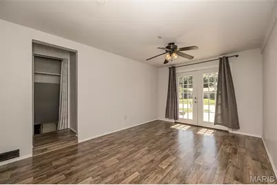 12030 Bennington Place, Maryland Heights, MO 63043 - Photo 20