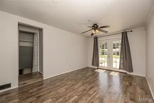 12030 Bennington Pl, Maryland Heights, MO 63043 - Photo 20