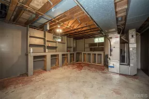 12030 Bennington Pl, Maryland Heights, MO 63043 - Photo 38