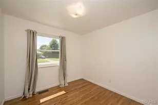 12030 Bennington Pl, Maryland Heights, MO 63043 - Photo 30