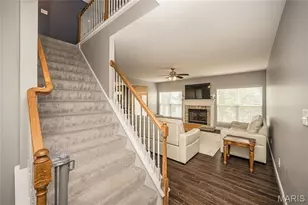18 Kings Crossing Ct, Saint Louis, MO 63129 - Photo 4