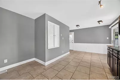 12009 Quality Lane, Maryland Heights, MO 63043 - Photo 18