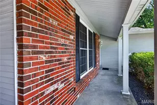 12009 Quality Ln, Maryland Heights, MO 63043 - Photo 4