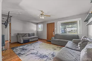 8644 Harold Dr, Berkeley, MO 63134 - Photo 6
