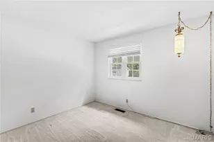 4831 Kerth Dr, Mehlville, MO 63128 - Photo 10