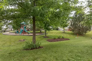 509 Country Chase Dr, Lake Saint Louis, MO 63367 - Photo 42