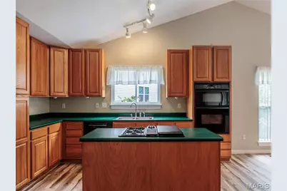 10 Meramec Bluffs Court, Eureka, MO 63025 - Photo 14