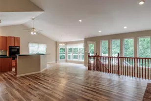 10 Meramec Bluffs Ct, Eureka, MO 63025 - Photo 6