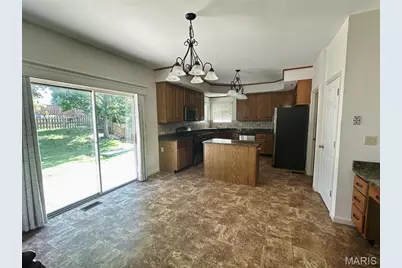 7377 Little Oaks Drive, O'Fallon, MO 63368 - Photo 12
