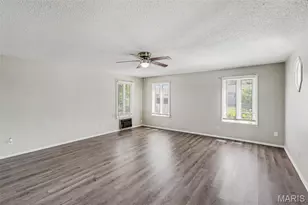 250 Monterey Dr, Florissant, MO 63031 - Photo 6