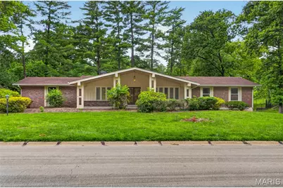 12470 Villa Hill Lane, Creve Coeur, MO 63141 - Photo 2