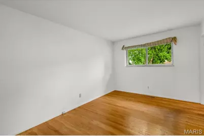 1840 Teakwood Manor Drive, Saint Louis, MO 63031 - Photo 10