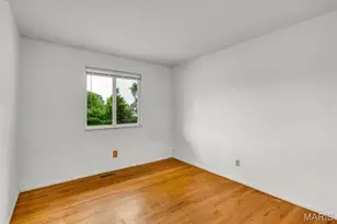 1840 Teakwood Manor Dr, Saint Louis, MO 63031 - Photo 8