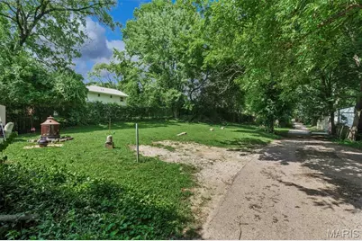 1620 Gallaher Avenue, Saint Charles, MO 63301 - Photo 8