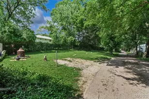 1620 Gallaher Ave, Saint Charles, MO 63301 - Photo 8