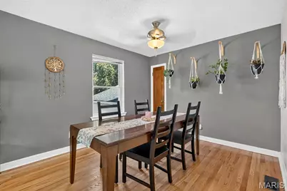 8933 Saint Louis Avenue, Saint Louis, MO 63114 - Photo 8