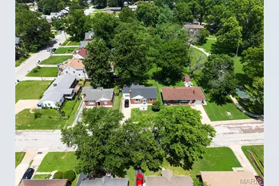 8933 Saint Louis Avenue, Saint Louis, MO 63114 - Photo 44