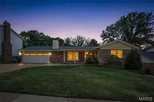7138 Shady Hill Dr, Saint Louis, MO 63129 - Photo 2
