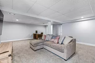 7138 Shady Hill Dr, Saint Louis, MO 63129 - Photo 32