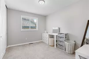 7138 Shady Hill Dr, Saint Louis, MO 63129 - Photo 24