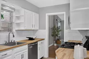 5612 Oleatha Ave, Saint Louis, MO 63139 - Photo 8