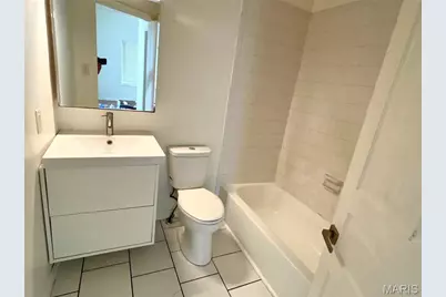 3342 Iowa Avenue, Saint Louis, MO 63118 - Photo 8