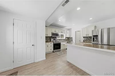 210 Horn Avenue, Saint Louis, MO 63125 - Photo 20