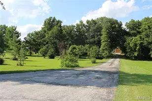 3877 Hwy D, Defiance, MO 63341 - Photo 36