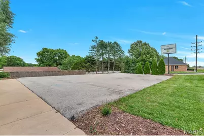 763 W Terra Lane, O'Fallon, MO 63366 - Photo 8