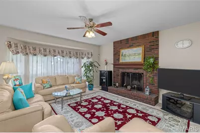 403 Arbor Glen Drive, Ballwin, MO 63021 - Photo 12